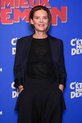 C Etait Mieux Demain Premiere - Paris Director Vinciane Millereau attends the photocall of the film premiere of C’Etait Mieux Demain held at the UGC Cine Cite Bercy in Paris, France on September 29, 2025. Photo by David Boyer ABACAPRESS.COM Paris France  Copyright: xBoyerxDavid ABACAx
