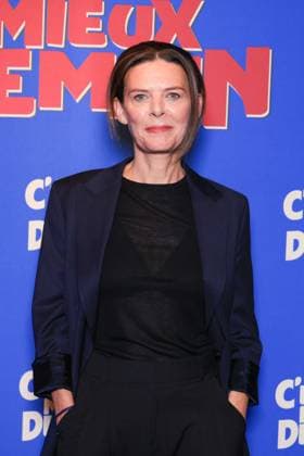 C Etait Mieux Demain Premiere - Paris Director Vinciane Millereau attends the photocall of the film premiere of C’Etait Mieux Demain held at the UGC Cine Cite Bercy in Paris, France on September 29, 2025. Photo by David Boyer ABACAPRESS.COM Paris France  Copyright: xBoyerxDavid ABACAx
