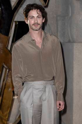 Logan Lerman - Photocall of the Saint Laurent Fashion Show, Spring Summer 2026 Collection as part of Paris Fashion Week, France, September 29, 2025 Olivier Borde Bestimage Photocall of the Saint Laurent Fashion Show, Spring Summer 2026 Collection as part of Paris Fashion Week, France, September, 2025 Paris France  Copyright: xOLIVIERxBORDEx xBESTIMAGExOLIVIERxBORDEx xBESTIMAGEx