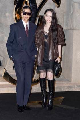Annie et Tarzzan - Photocall of the Saint Laurent Fashion Show, Spring Summer 2026 Collection as part of Paris Fashion Week, France, September 29, 2025 Olivier Borde Bestimage Photocall of the Saint Laurent Fashion Show, Spring Summer 2026 Collection as part of Paris Fashion Week, France, September, 2025 Paris France  Copyright: xOLIVIERxBORDEx xBESTIMAGExOLIVIERxBORDEx xBESTIMAGEx
