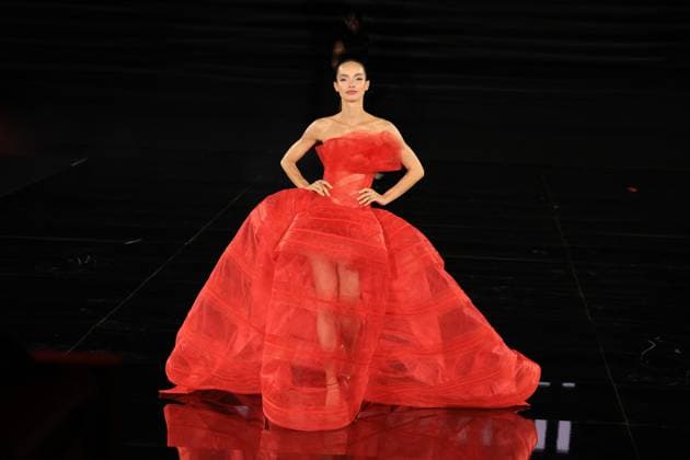 PFW - Le Défilé. Liberté, Egalité, Sororité You re Worth It L Oréal Paris Runway Luma Grothe walks the runway during Le Défilé. Liberté, Egalité, Sororité You re Worth It L Oréal Paris show as part of Paris Fashion Week in Paris, France on September 29, 2025. Photo by Jerome Domine ABACAPRESS.COM  Copyright: xDominexJerome ABACAx