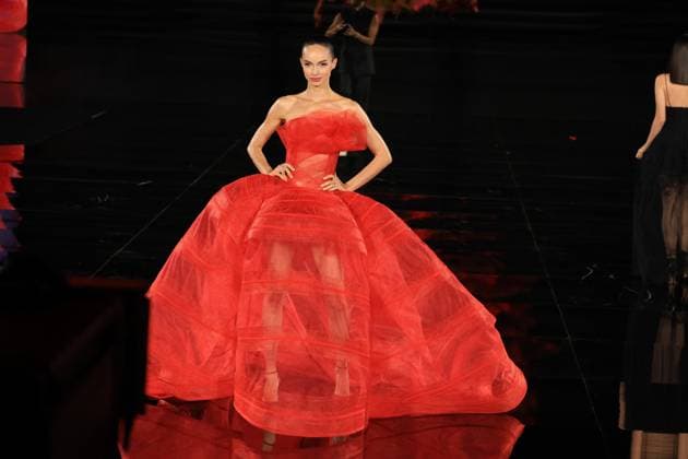 PFW - Le Défilé. Liberté, Egalité, Sororité You re Worth It L Oréal Paris Runway Luma Grothe walks the runway during Le Défilé. Liberté, Egalité, Sororité You re Worth It L Oréal Paris show as part of Paris Fashion Week in Paris, France on September 29, 2025. Photo by Jerome Domine ABACAPRESS.COM  Copyright: xDominexJerome ABACAx