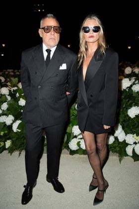 PFW Saint Laurent Front Row Kate Moss and guest attending the Saint Laurent Womenswear Spring Summer 2026 show as part of Paris Fashion Week in Paris, France on September 29, 2025. Photo by Aurore Marechal ABACAPRESS.COM Paris France  Copyright: xMarechalxAurore ABACAx