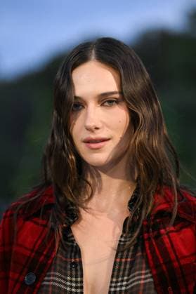 PFW Saint Laurent Front Row Devon Lee Carlson attending the Saint Laurent Womenswear Spring Summer 2026 show as part of Paris Fashion Week in Paris, France on September 29, 2025. Photo by Aurore Marechal ABACAPRESS.COM Paris France  Copyright: xMarechalxAurore ABACAx