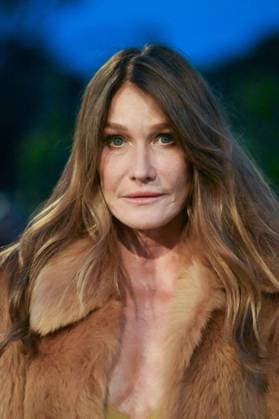 PFW Saint Laurent Front Row Carla Bruni attending the Saint Laurent Womenswear Spring Summer 2026 show as part of Paris Fashion Week in Paris, France on September 29, 2025. Photo by Aurore Marechal ABACAPRESS.COM Paris France  Copyright: xMarechalxAurore ABACAx