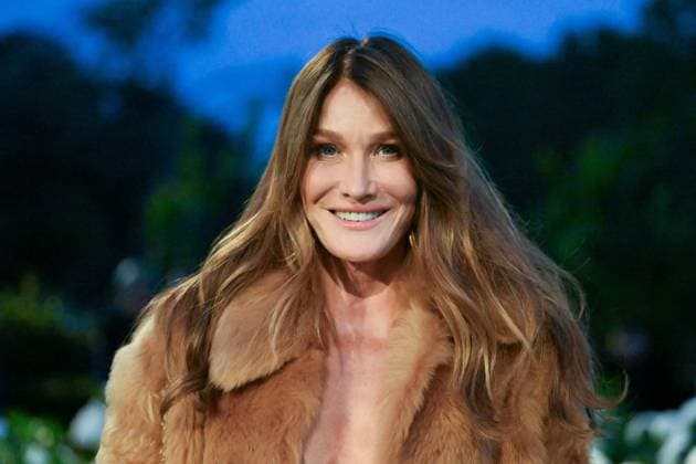 PFW Saint Laurent Front Row Carla Bruni attending the Saint Laurent Womenswear Spring Summer 2026 show as part of Paris Fashion Week in Paris, France on September 29, 2025. Photo by Aurore Marechal ABACAPRESS.COM Paris France  Copyright: xMarechalxAurore ABACAx