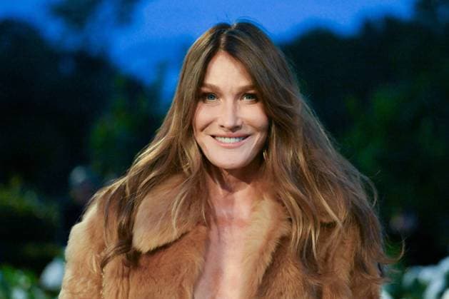PFW Saint Laurent Front Row Carla Bruni attending the Saint Laurent Womenswear Spring Summer 2026 show as part of Paris Fashion Week in Paris, France on September 29, 2025. Photo by Aurore Marechal ABACAPRESS.COM Paris France  Copyright: xMarechalxAurore ABACAx