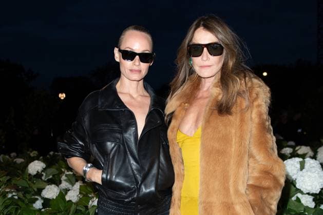 PFW Saint Laurent Front Row Amber Valletta and Carla Bruni attending the Saint Laurent Womenswear Spring Summer 2026 show as part of Paris Fashion Week in Paris, France on September 29, 2025. Photo by Aurore Marechal ABACAPRESS.COM Paris France  Copyright: xMarechalxAurore ABACAx
