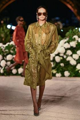 PFW Saint Laurent Runway A model walks the runway during the Saint Laurent Womenswear Spring Summer 2026 show as part of Paris Fashion Week in Paris, France on September 29, 2025. Photo by Aurore Marechal ABACAPRESS.COM Paris France  Copyright: xMarechalxAurore ABACAx