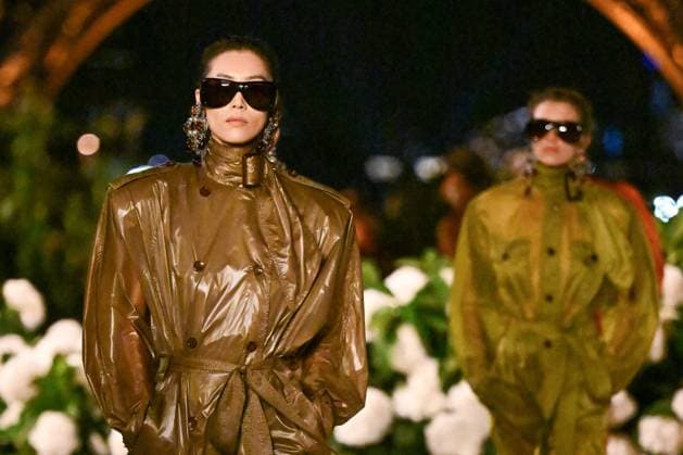 PFW Saint Laurent Runway Models walk the runway during the Saint Laurent Womenswear Spring Summer 2026 show as part of Paris Fashion Week in Paris, France on September 29, 2025. Photo by Aurore Marechal ABACAPRESS.COM Paris France  Copyright: xMarechalxAurore ABACAx