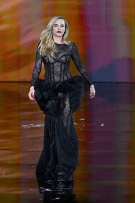 PFW L Oreal Runway Cara Delevingne walks the runway of L Oreal Fashion Show during Paris Fashion Week in Paris, France on September 29, 2025. Photo by Julien Reynaud APS-Medias ABACAPRESS.COM Paris France  Copyright: xReynaudxJulien APS-Medias ABACAx