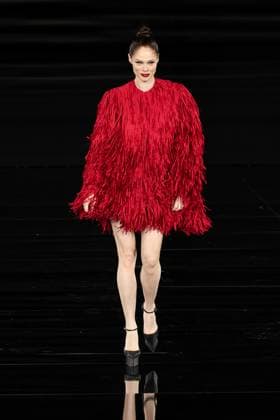Model walk the runway during L Oreal Spring Summer 2026 show at Paris Fashion Week A model on the runway during L Oreal Spring Summer 2026 show at Paris Fashion Week Mikhaila Rocha Coco Rocha 449162 2025 09 29 France  Copyright: xSebastienxFremontx xStarfacex STAR_449162_171