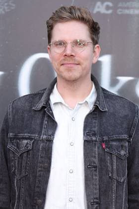 Shelby Oaks Premiere - LA Brett W. Bachman At The Los Angeles Premiere Of Neon s Shelby Oaks At The Egyptian Theater In Hollywood CA, USA on September 29, 2025. Photo by Fati S ABACAPRESS.COM Los Angeles CA United States  Copyright: xFatixSadou ABACAPRESS.COMx