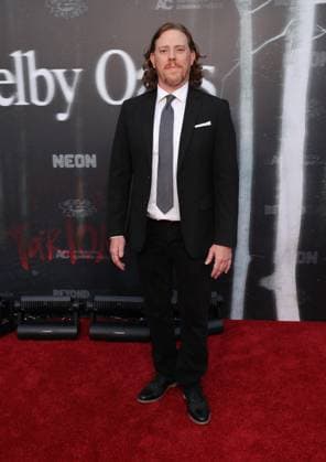 Shelby Oaks Premiere - LA Andrew Baird At The Los Angeles Premiere Of Neon s Shelby Oaks At The Egyptian Theater In Hollywood CA, USA on September 29, 2025. Photo by Fati S ABACAPRESS.COM Los Angeles CA United States  Copyright: xFatixSadou ABACAPRESS.COMx