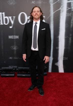 Shelby Oaks Premiere - LA Andrew Baird At The Los Angeles Premiere Of Neon s Shelby Oaks At The Egyptian Theater In Hollywood CA, USA on September 29, 2025. Photo by Fati S ABACAPRESS.COM Los Angeles CA United States  Copyright: xFatixSadou ABACAPRESS.COMx
