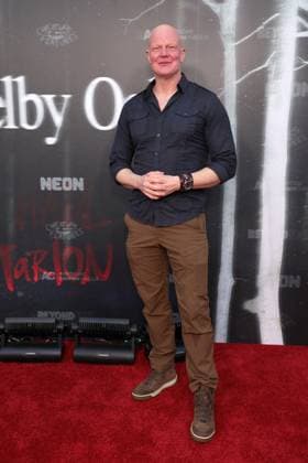 Shelby Oaks Premiere - LA Derek Mears At The Los Angeles Premiere Of Neon s Shelby Oaks At The Egyptian Theater In Hollywood CA, USA on September 29, 2025. Photo by Fati S ABACAPRESS.COM Los Angeles CA United States  Copyright: xFatixSadou ABACAPRESS.COMx