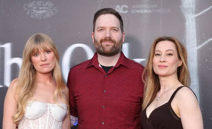 Shelby Oaks Premiere - LA Sarah Durn, Chris Stuckmann, Camille Sullivan At The Los Angeles Premiere Of Neon s Shelby Oaks At The Egyptian Theater In Hollywood CA, USA on September 29, 2025. Photo by Fati S ABACAPRESS.COM Los Angeles CA United States  Copyright: xFatixSadou ABACAPRESS.COMx