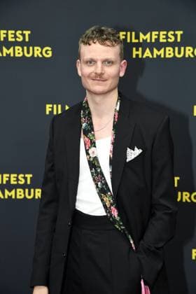 Johannes Hegemann at the premiere of OLIVIA at the Filmfest Hamburg in Hamburg on 29 09 2025