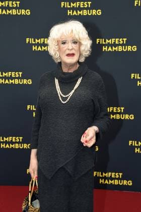 Lilo Wanders at the premiere of OLIVIA at the Filmfest Hamburg in Hamburg on 29 09 2025