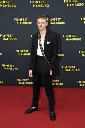 Johannes Hegemann at the premiere of OLIVIA at the Filmfest Hamburg in Hamburg on 29 09 2025