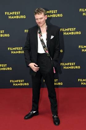 Johannes Hegemann at the premiere of OLIVIA at the Filmfest Hamburg in Hamburg on 29 09 2025