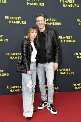 Steffen Hallaschka with his wife Anne Kathrin Hallaschka at the OLIVIA premiere as part of the Hamburg Film Festival in Hamburg on 29 09 2025