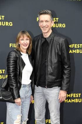 Steffen Hallaschka with his wife Anne Kathrin Hallaschka at the OLIVIA premiere as part of the Hamburg Film Festival in Hamburg on 29 09 2025