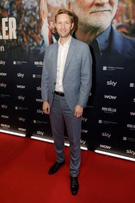 Simon Rolfes at the premiere of the Sky documentary Rudi Völler There is only one at the Gibson Club Frankfurt am Main, 29 09 2025 Foto:xP.xBackx xFuturexImagex voeller_5910