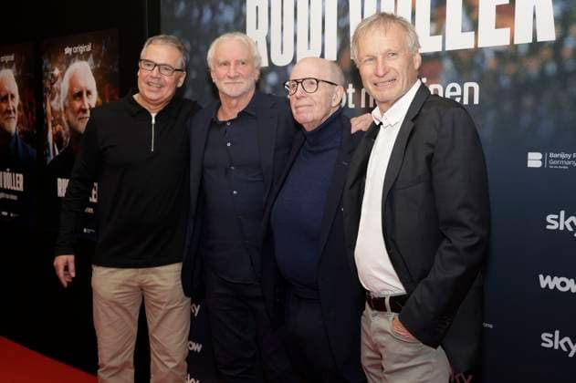 Andreas Rettig, Rudi Völler, Reiner Calmund and Michael Reschke at the premiere of the Sky documentary Rudi Völler There is only one at the Gibson Club Frankfurt am Main, 29 09 2025 Foto:xP.xBackx xFuturexImagex voeller_5913