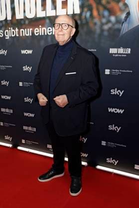 Reiner Calmund at the premiere of the Sky documentary Rudi Völler There is only one at the Gibson Club Frankfurt am Main, 29 09 2025 Foto:xP.xBackx xFuturexImagex voeller_5915