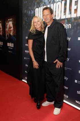 Heike Schmidt and Roger Schmidt at the premiere of the Sky documentary Rudi Völler There is only one at the Gibson Club Frankfurt am Main, 29 09 2025 Foto:xP.xBackx xFuturexImagex voeller_5928