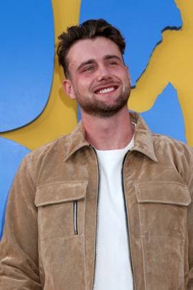 September 29, 2025, Los Angeles, Ca, USA: LOS ANGELES - SEP 29: Harry Jowsey at the The Roofman LA Premiere at the Paramount Studios on September 29, 2025 in Los Angeles, CA Los Angeles USA - ZUMAb170 20250929_aap_b170_099 Copyright: xKayxBlakex