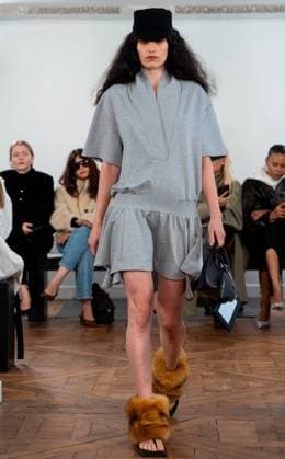 PARIS FASHION WEEK WOMENSWEAR SPRINT SUMMER 26 FIDAN NOVRUZOVA sylvie lefort photography MAXPPP 29 09 2025 @sylvie Lefort Photography MAXPPP 29 09 25 Models present creations from the SPRINT SUMMER 2025 2026 Womenswear collection by FIDAN NOVRUZOVA during the Paris Fashion Week, in Paris, France 29th September 2025 The presentation of the Womens collections from september 29th to october 7th 25  Copyright: xMAXPPPxsylviexlefortxphotographyx LFR202509309877 LFR202509309877