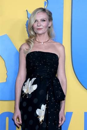 September 29, 2025, Los Angeles, Ca, USA: LOS ANGELES - SEP 29: Kirsten Dunst at the The Roofman LA Premiere at the Paramount Studios on September 29, 2025 in Los Angeles, CA Los Angeles USA - ZUMAnc22 20250929_zaa_nc22_029 Copyright: xKathyxHutchinsx