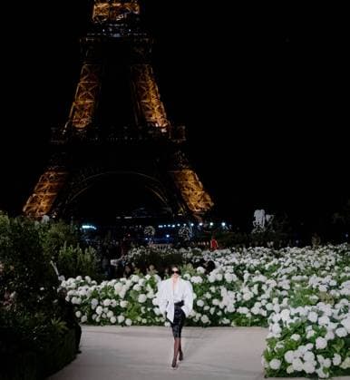 Paris fashion week Womenwear sprint summmer SAINT LAURENT sylvie lefort photography MAXPPP 29 09 2025 @sylvie Lefort Photography MAXPPP 29 09 25 Models present creations from the SPRINT SUMMER 2025 2026 Womenswear collection by SAINT LAURENT during the Paris Fashion Week, in Paris, France 29th September 2025 The presentation of the Womens collections from september 29th to october 7th 25  Copyright: xMAXPPPxsylviexlefortxphotographyx LFR202509309895 LFR202509309895