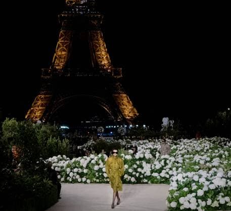 Paris fashion week Womenwear sprint summmer SAINT LAURENT sylvie lefort photography MAXPPP 29 09 2025 @sylvie Lefort Photography MAXPPP 29 09 25 Models present creations from the SPRINT SUMMER 2025 2026 Womenswear collection by SAINT LAURENT during the Paris Fashion Week, in Paris, France 29th September 2025 The presentation of the Womens collections from september 29th to october 7th 25  Copyright: xMAXPPPxsylviexlefortxphotographyx LFR202509309907 LFR202509309907