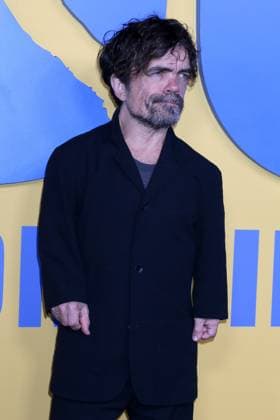 September 29, 2025, Los Angeles, Ca, USA: LOS ANGELES - SEP 29: Peter Dinklage at the The Roofman LA Premiere at the Paramount Studios on September 29, 2025 in Los Angeles, CA Los Angeles USA - ZUMAnc22 20250929_zaa_nc22_093 Copyright: xKathyxHutchinsx