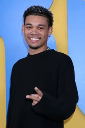 September 29, 2025, Los Angeles, Ca, USA: LOS ANGELES - SEP 29: Roshon Fegan at the The Roofman LA Premiere at the Paramount Studios on September 29, 2025 in Los Angeles, CA Los Angeles USA - ZUMAnc22 20250929_zaa_nc22_096 Copyright: xKathyxHutchinsx