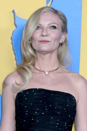 September 29, 2025, Los Angeles, Ca, USA: LOS ANGELES - SEP 29: Kirsten Dunst at the The Roofman LA Premiere at the Paramount Studios on September 29, 2025 in Los Angeles, CA Los Angeles USA - ZUMAnc22 20250929_zaa_nc22_033 Copyright: xKathyxHutchinsx