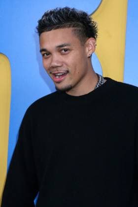 September 29, 2025, Los Angeles, Ca, USA: LOS ANGELES - SEP 29: Roshon Fegan at the The Roofman LA Premiere at the Paramount Studios on September 29, 2025 in Los Angeles, CA Los Angeles USA - ZUMAnc22 20250929_zaa_nc22_066 Copyright: xKathyxHutchinsx