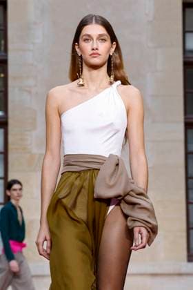 Burc Akyol Fashion Show Women Ready to Wear Spring Summer 2026 Collection during Paris Fashion Week September 29th, 2025 Burc Akyol Fashion Show Women Ready to Wear Spring Summer 2026 Collection , during Paris Fashion Week September 29th, 2025 Paris France  Copyright: xAgencex xBestimagexAgencex xBestimagex