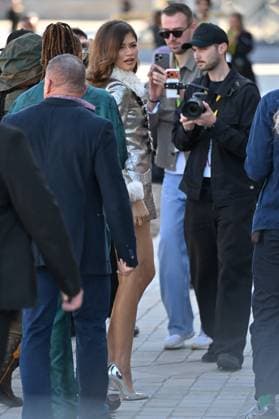 PFW Louis Vuitton Outside Arrivals Zendaya arriving at Louis Vuitton Fashion Show during Paris Fashion Week in Paris, France on September 30, 2025. Photo by Julien Reynaud APS-Medias ABACAPRESS.COM Paris France  Copyright: xReynaudxJulien APS-Medias ABACAx