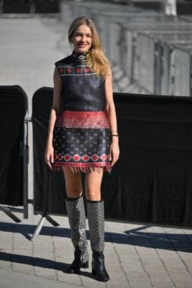 PFW Louis Vuitton Outside Arrivals Natalia Vodianova arriving at Louis Vuitton Fashion Show during Paris Fashion Week in Paris, France on September 30, 2025. Photo by Julien Reynaud APS-Medias ABACAPRESS.COM Paris France  Copyright: xReynaudxJulien APS-Medias ABACAx