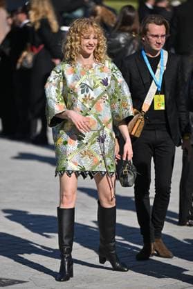 PFW Louis Vuitton Outside Arrivals Emma Laird arriving at Louis Vuitton Fashion Show during Paris Fashion Week in Paris, France on September 30, 2025. Photo by Julien Reynaud APS-Medias ABACAPRESS.COM Paris France  Copyright: xReynaudxJulien APS-Medias ABACAx