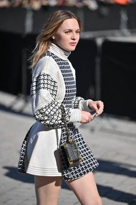 PFW Louis Vuitton Outside Arrivals Odessa Young arriving at Louis Vuitton Fashion Show during Paris Fashion Week in Paris, France on September 30, 2025. Photo by Julien Reynaud APS-Medias ABACAPRESS.COM Paris France  Copyright: xReynaudxJulien APS-Medias ABACAx