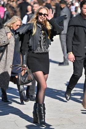PFW Louis Vuitton Outside Arrivals Sophie Turner arriving at Louis Vuitton Fashion Show during Paris Fashion Week in Paris, France on September 30, 2025. Photo by Julien Reynaud APS-Medias ABACAPRESS.COM Paris France  Copyright: xReynaudxJulien APS-Medias ABACAx