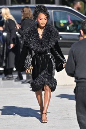PFW Louis Vuitton Outside Arrivals Guest arriving at Louis Vuitton Fashion Show during Paris Fashion Week in Paris, France on September 30, 2025. Photo by Julien Reynaud APS-Medias ABACAPRESS.COM Paris France  Copyright: xReynaudxJulien APS-Medias ABACAx