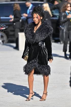 PFW Louis Vuitton Outside Arrivals Guest arriving at Louis Vuitton Fashion Show during Paris Fashion Week in Paris, France on September 30, 2025. Photo by Julien Reynaud APS-Medias ABACAPRESS.COM Paris France  Copyright: xReynaudxJulien APS-Medias ABACAx