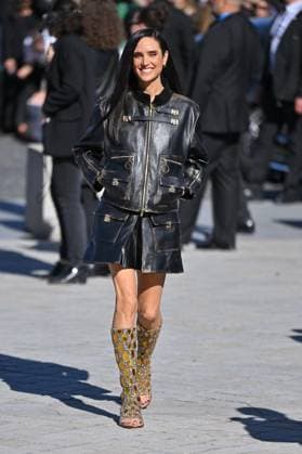 PFW Louis Vuitton Outside Arrivals Jennifer Connelly arriving at Louis Vuitton Fashion Show during Paris Fashion Week in Paris, France on September 30, 2025. Photo by Julien Reynaud APS-Medias ABACAPRESS.COM Paris France  Copyright: xReynaudxJulien APS-Medias ABACAx