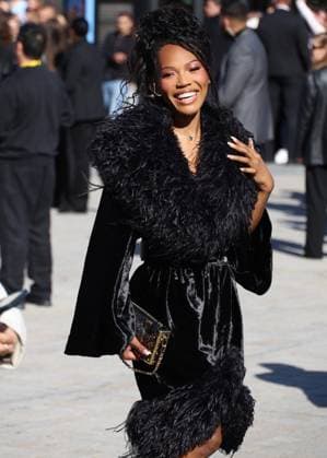 Quen Blackwell Quenlin Riquera Blackwell arrives at the Louis Vuitton Collection Femme Prêt à Porter Printemps Eté 2026 fashion show as part of Paris Fashion Week PFW in the Cour Carrée du Louvre, Paris, France, on September 30, 2025 Denis Guignebourg Bestimage Arrivals at the Louis Vuitton fashion show as part of Spring Summer 2026 Paris Fashion Week held at The Louvre in Paris, France, on September 30, 2025 Paris France  Copyright: xDenisxGuignebourgx xBestimagexDenisxGuignebourgx xBestimagex